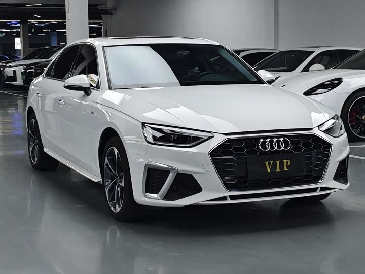 Фото 3 - Audi A4L