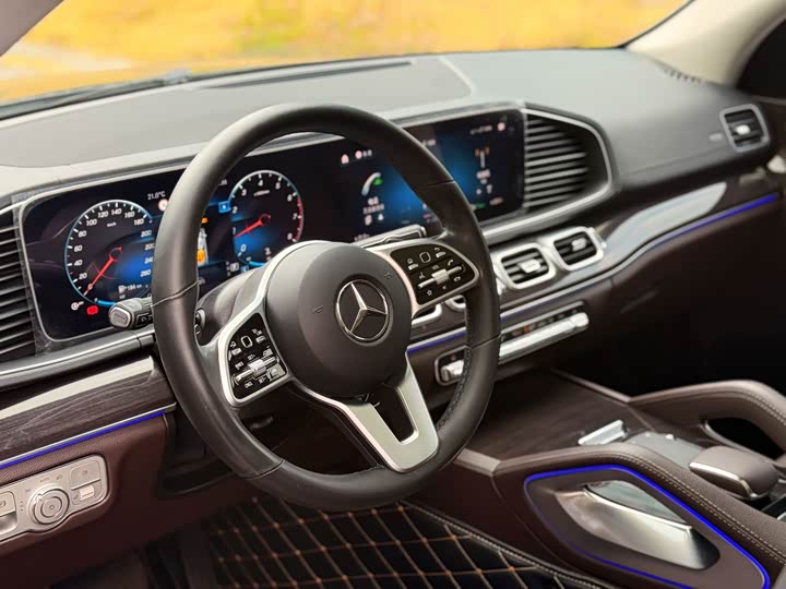 Фото 4 - Mercedes-Benz GLE-Class
