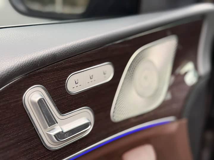 Фото 6 - Mercedes-Benz GLE-Class