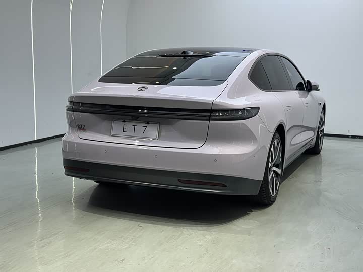 Фото 2 - Nio ET7