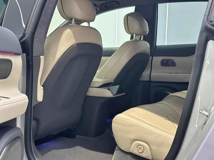 Фото 6 - Nio ET7