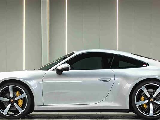 Фото 6 - Porsche 911