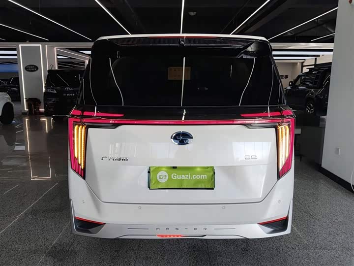 Фото 6 - GAC Trumpchi E9