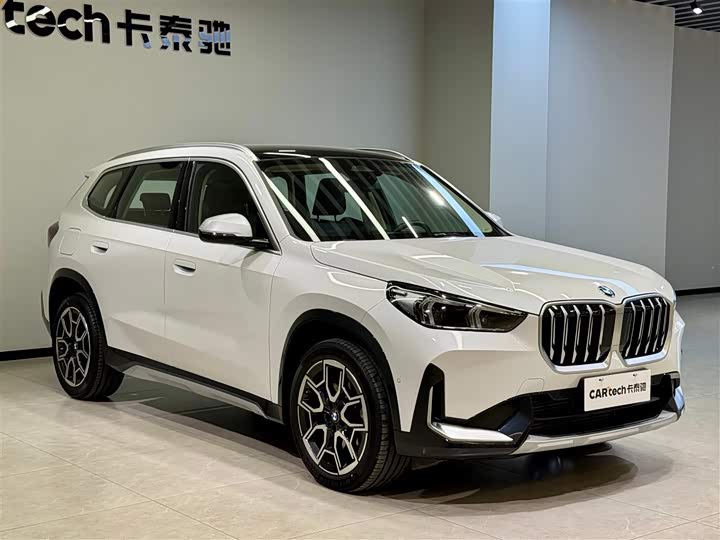 Фото 2 - BMW X1