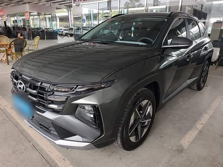 Фото 2 - Hyundai Tucson L