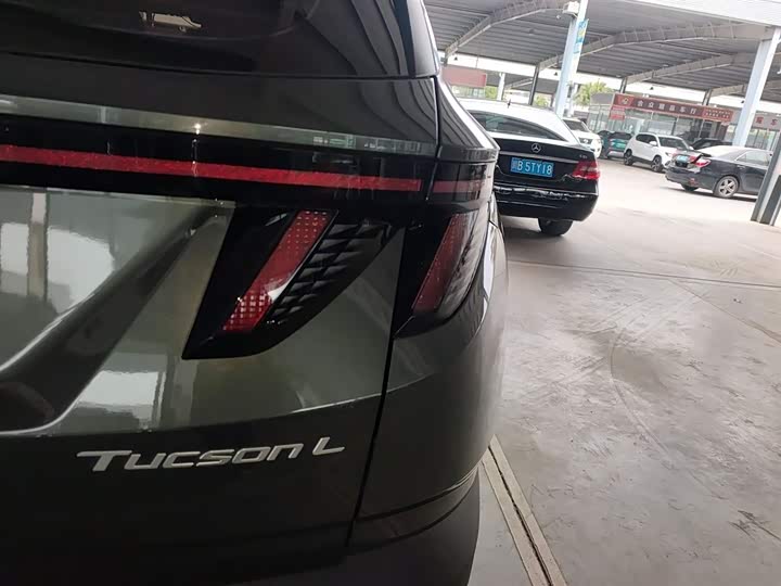 Фото 8 - Hyundai Tucson L