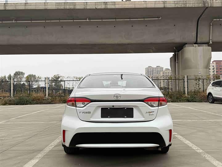 Фото 4 - Toyota Levin