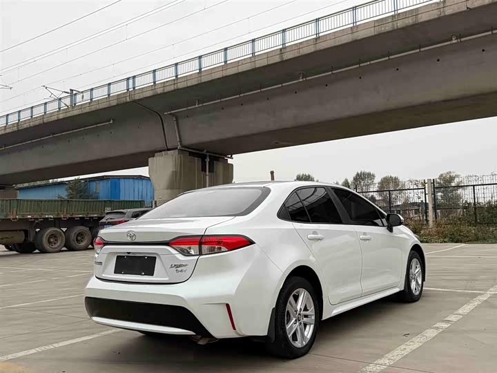 Фото 5 - Toyota Levin