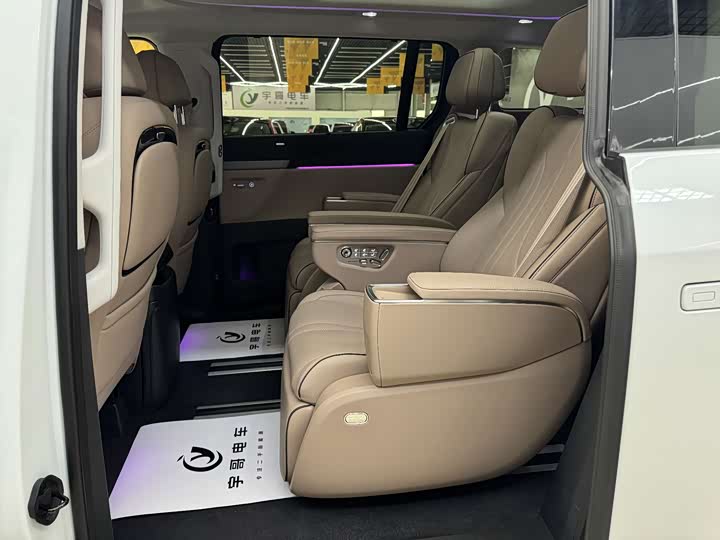 Фото 5 - XPeng X9