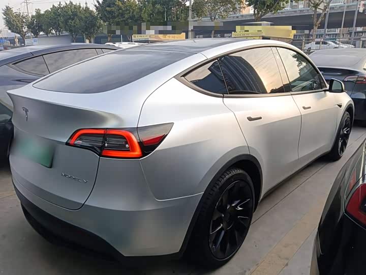 Фото 7 - Tesla Model Y