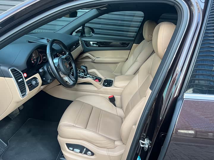 Фото 4 - Porsche Cayenne