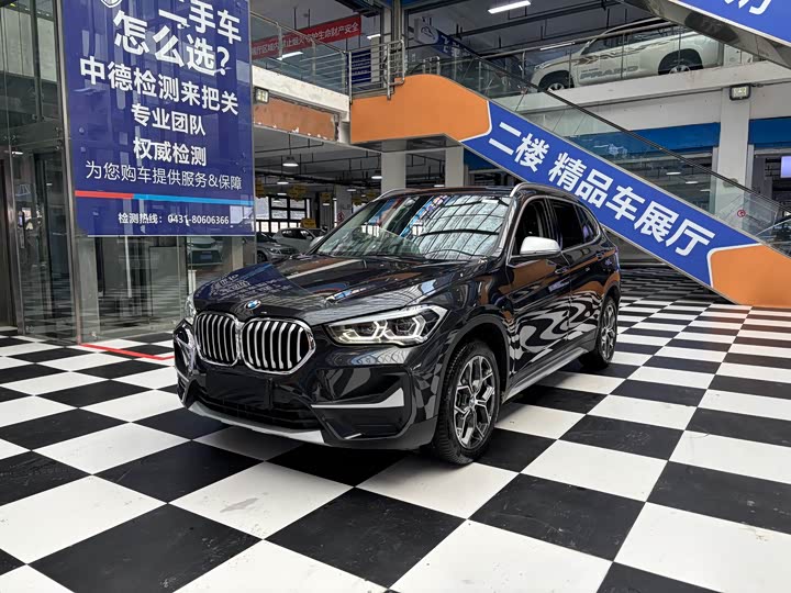 Фото 1 - BMW X1