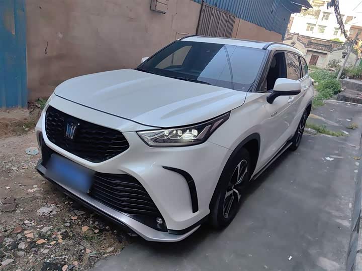 Фото 1 - Toyota Crown Kluger