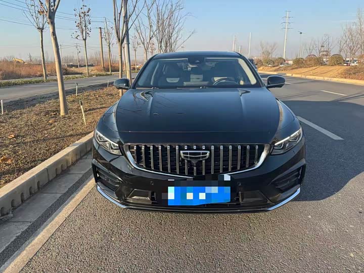 Фото 2 - Geely Preface