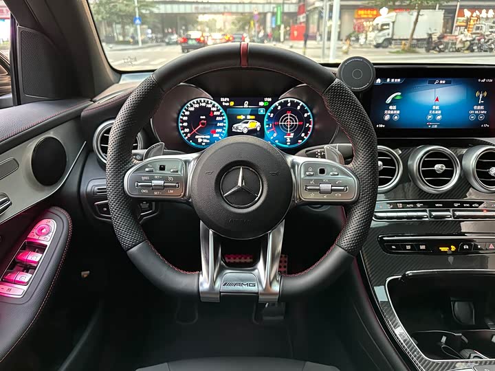 Фото 8 - Mercedes-Benz GLC-Class Coupe AMG
