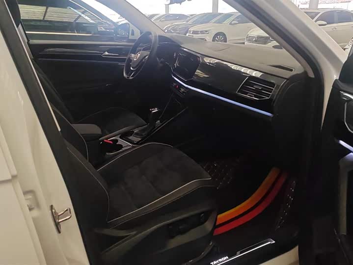 Фото 8 - Volkswagen Tayron