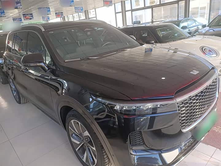 Фото 4 - LiXiang One