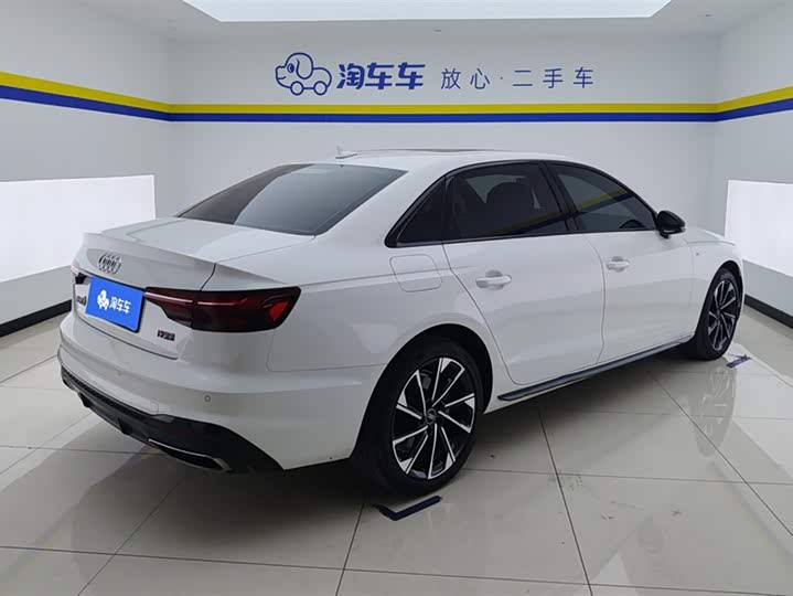 Фото 3 - Audi A4L