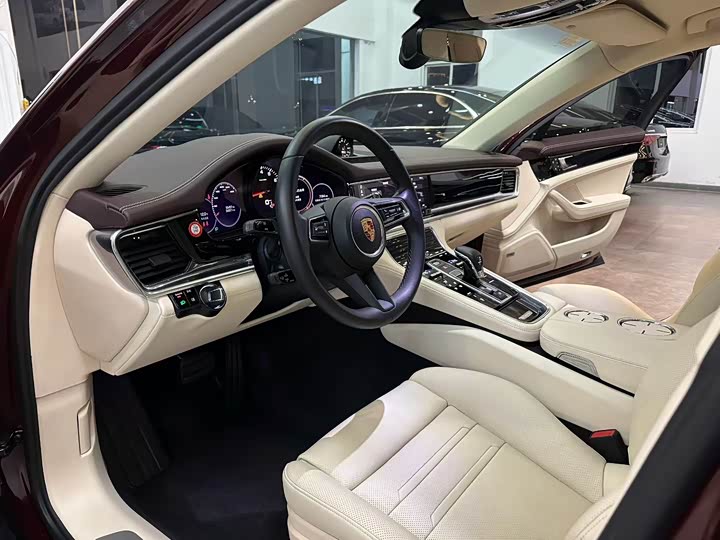 Фото 6 - Porsche Panamera