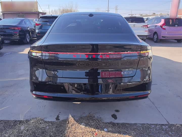 Фото 6 - Nissan N7