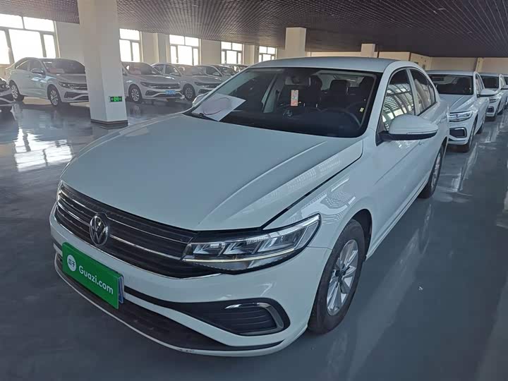 Фото 1 - Volkswagen Bora