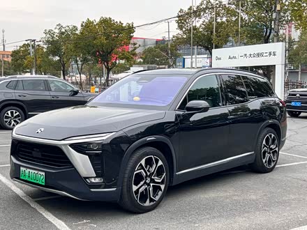 Фото 1 - Nio ES8