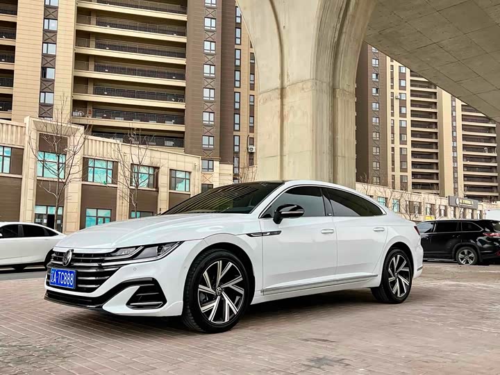 Фото 1 - Volkswagen CC