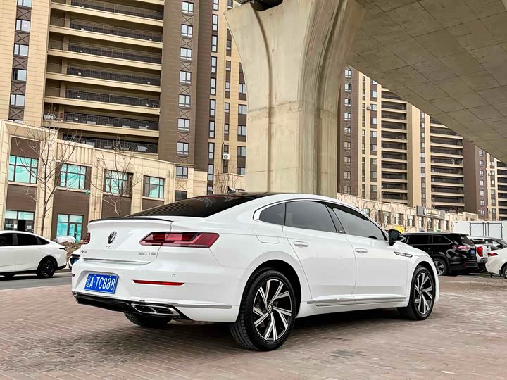 Фото 7 - Volkswagen CC