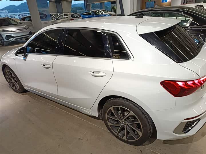 Фото 5 - Audi A3