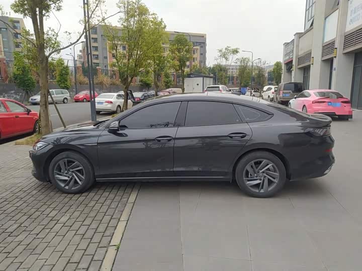 Фото 5 - Volkswagen Lamando L