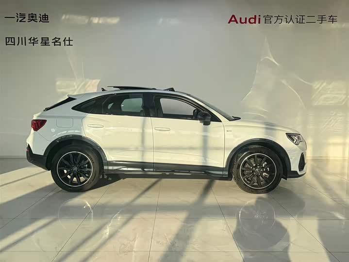 Фото 3 - Audi Q3 Sportback