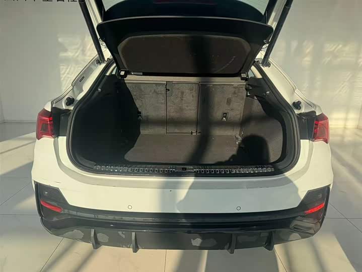 Фото 6 - Audi Q3 Sportback