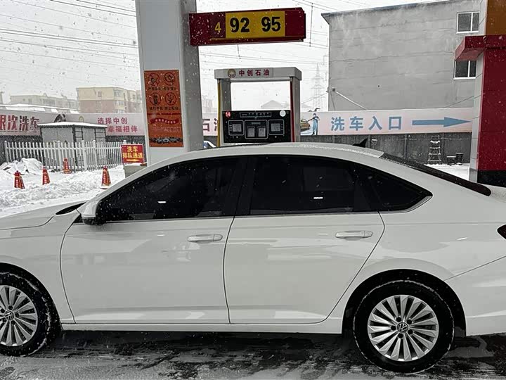 Фото 4 - Volkswagen Lavida