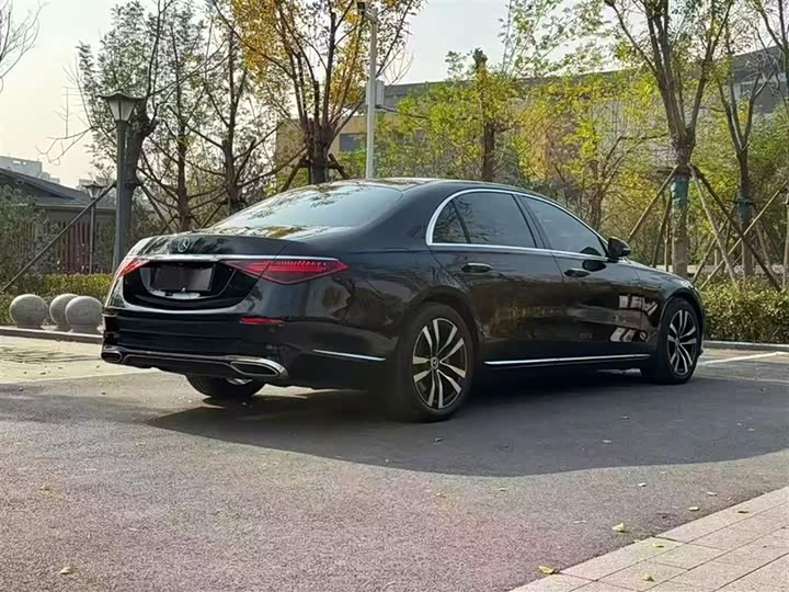 Фото 7 - Mercedes-Benz S-Class