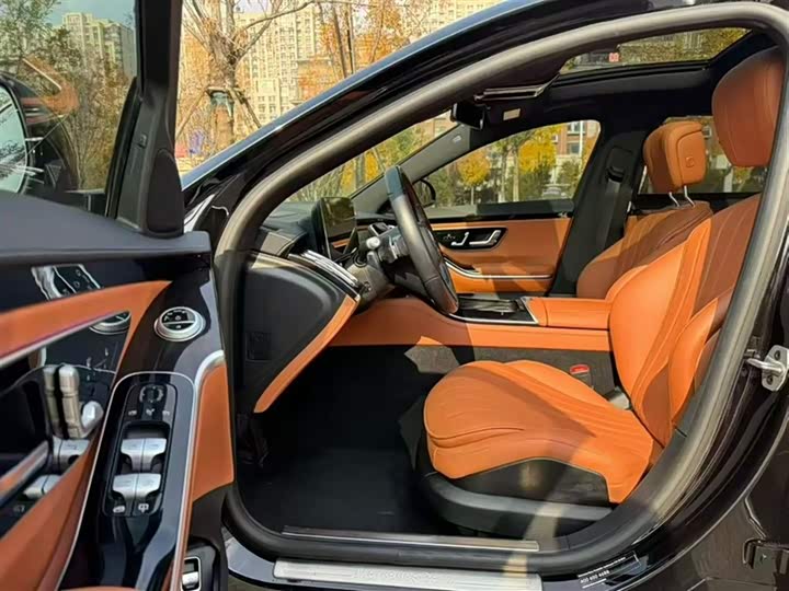 Фото 9 - Mercedes-Benz S-Class