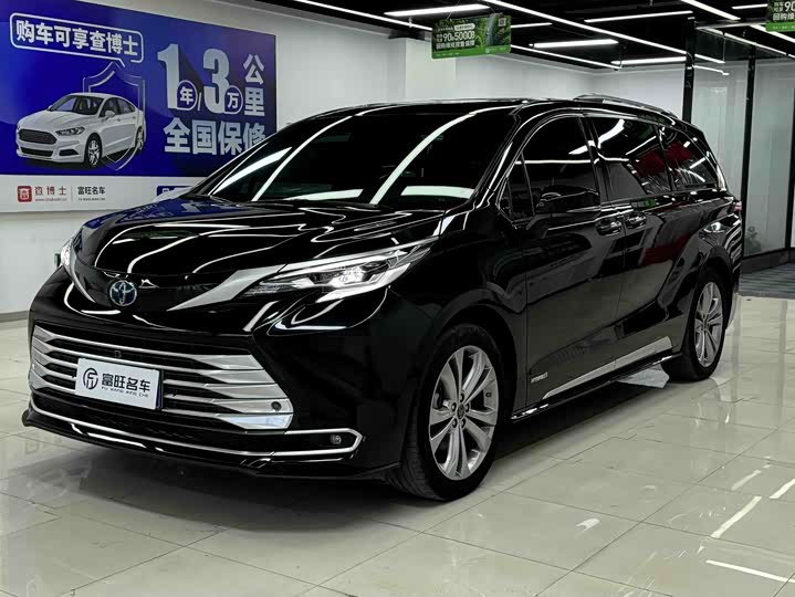 Фото 1 - Toyota Sienna