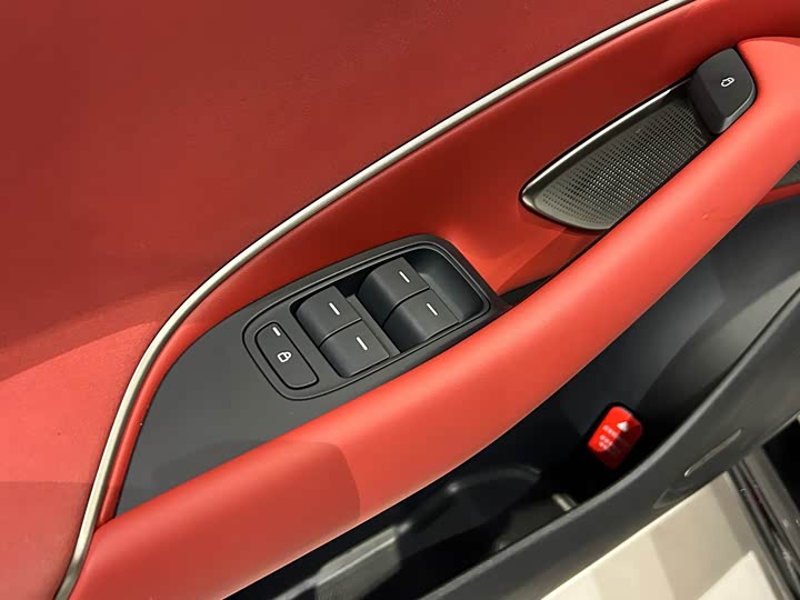 Фото 6 - Xiaomi SU7