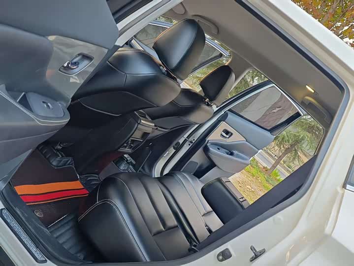 Фото 9 - Nissan Murano