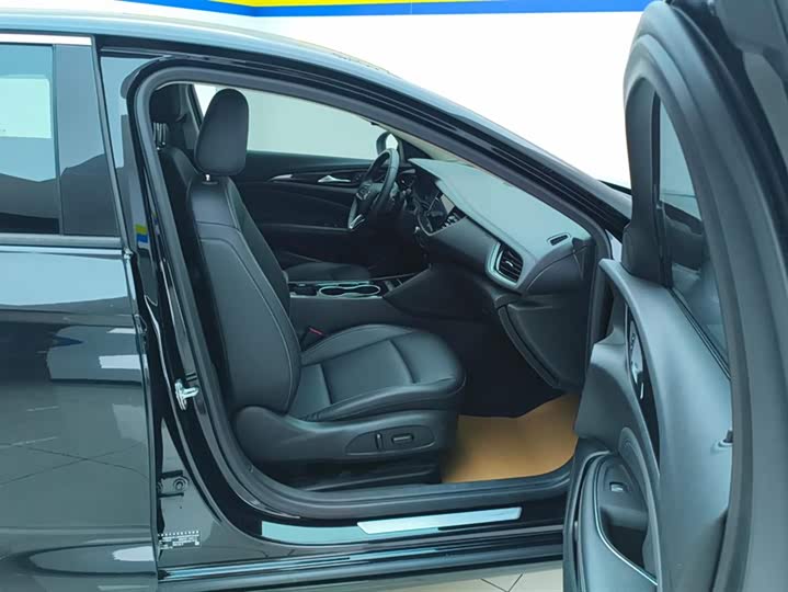 Фото 8 - Buick Regal