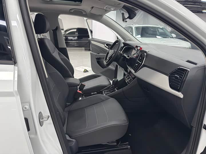 Фото 9 - Jetta VS5