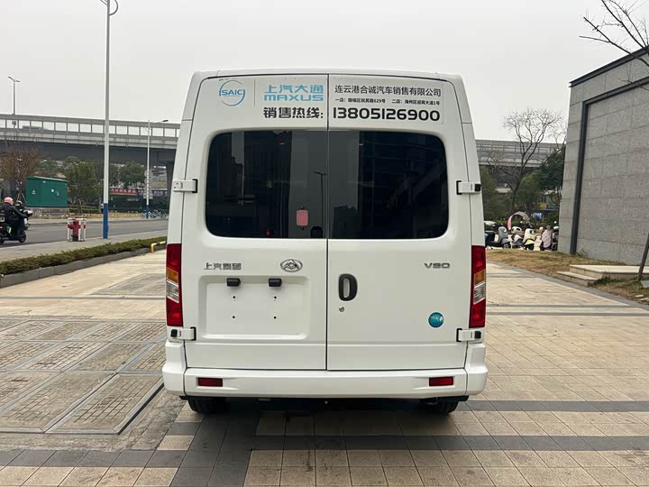 Фото 6 - Maxus V80