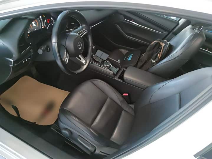 Фото 7 - Mazda 3 (Axela)