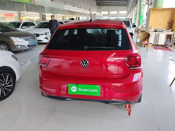 Фото 6 - Volkswagen Polo