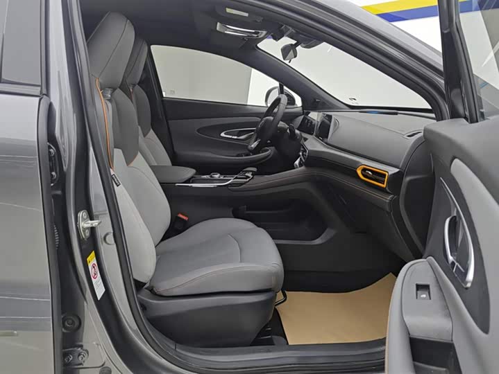 Фото 8 - Changan UNI-T