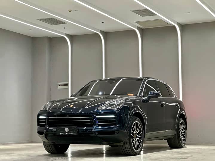 Фото 1 - Porsche Cayenne