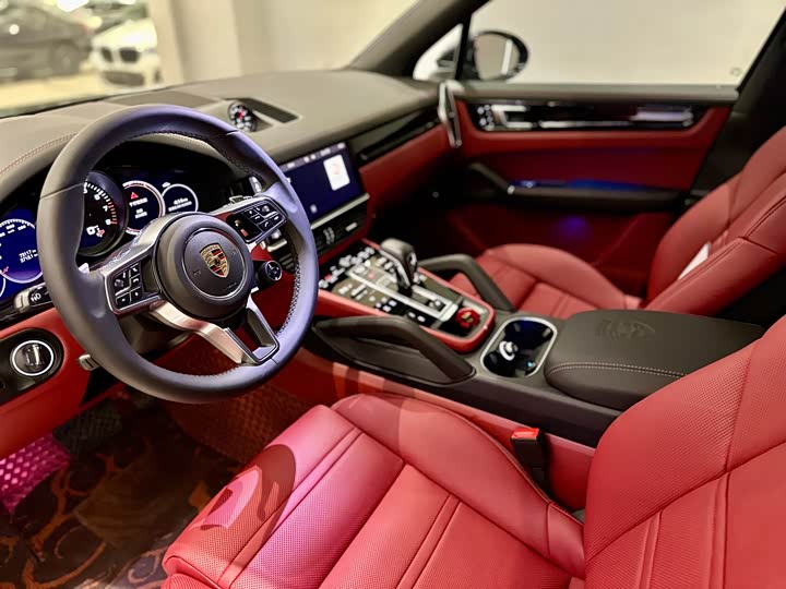 Фото 4 - Porsche Cayenne