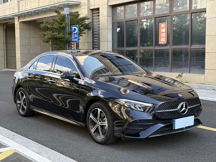 Фото 3 - Mercedes-Benz A-Class