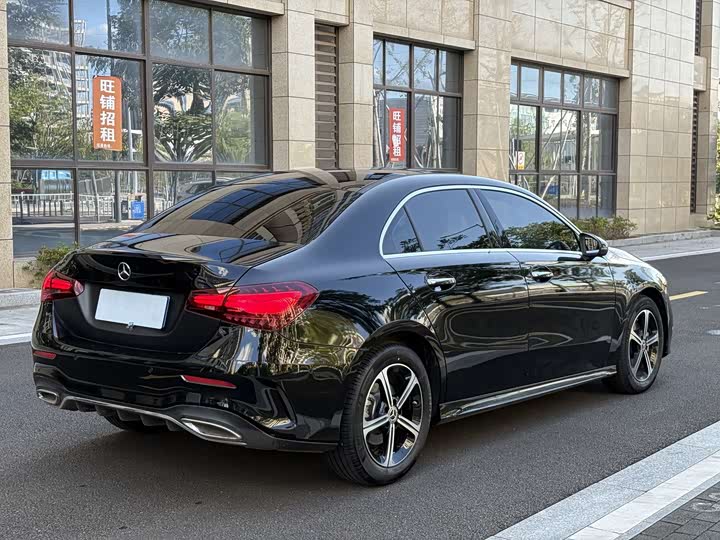 Фото 4 - Mercedes-Benz A-Class