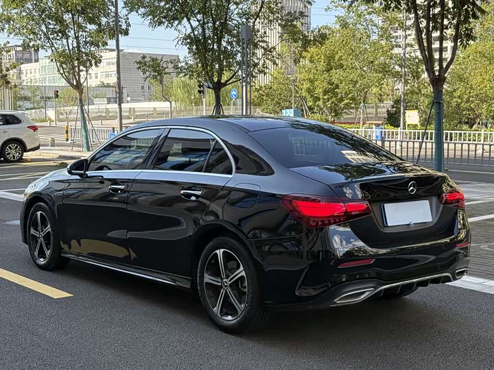 Фото 6 - Mercedes-Benz A-Class