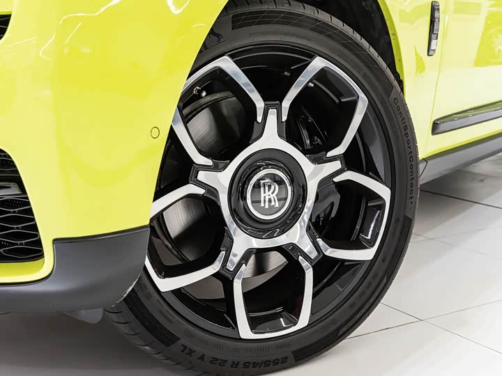 Фото 7 - Rolls-Royce Cullinan